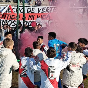 la-emotiva-despedida-de-sus-hinchas-al-primer-rival-de-river-en-el-mundial-de-clubes-2 La emotiva despedida de sus hinchas al primer rival de River en el Mundial de Clubes