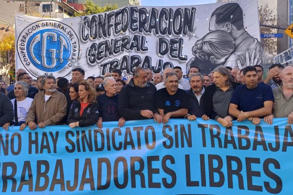 La misma jueza que anuló el decreto sobre los estatales ahora invalidó la reglamentación del derecho a huelga