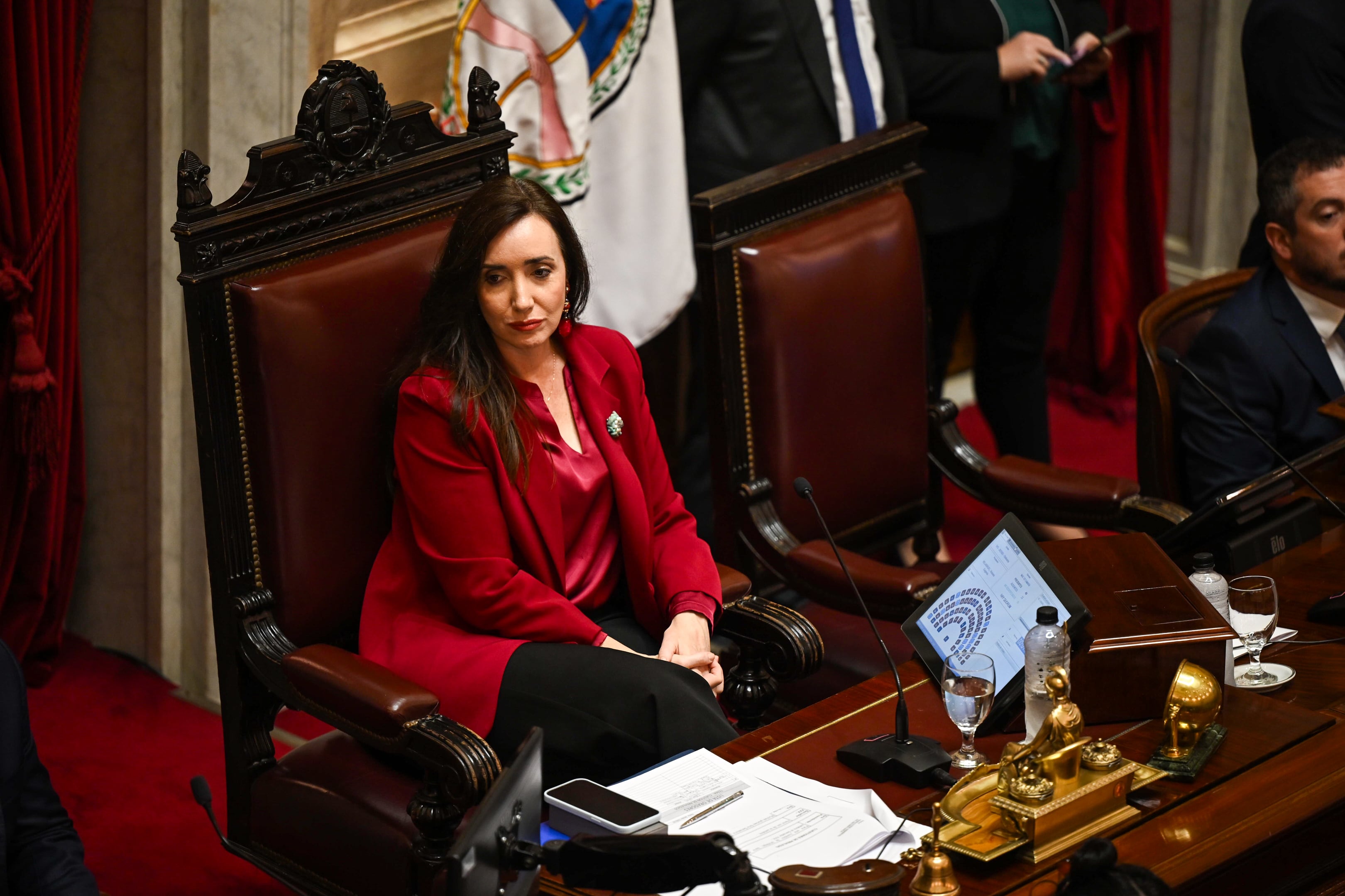 la-polemica-de-los-sueldos-profundizo-el-malestar-de-los-senadores-con-victoria-villarruel La polémica de los sueldos profundizó el malestar de los senadores con Victoria Villarruel