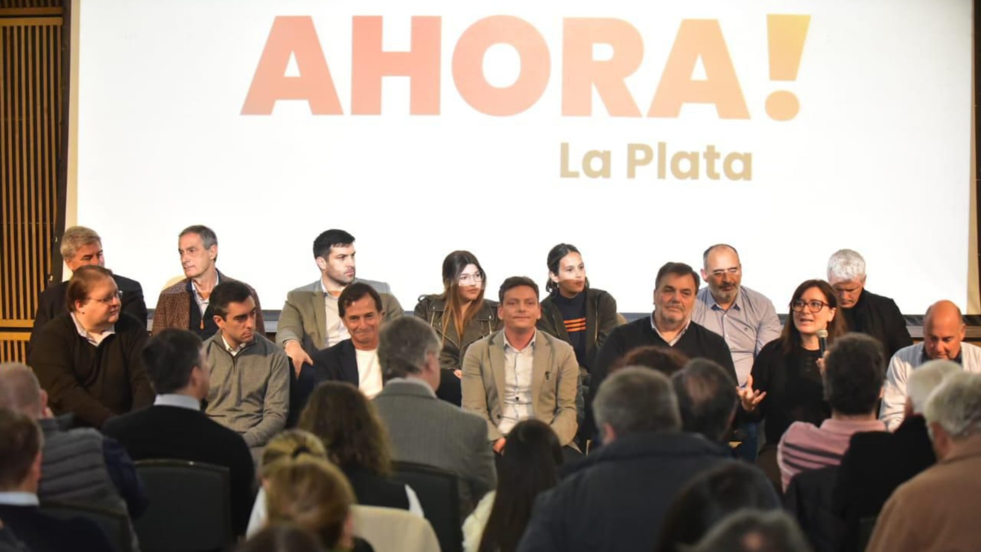 la-ucr-de-la-plata-lanzo-ahora-un-espacio-de-centro-con-aliados-ni-con-fanatismo-ideologico-ni-con-gritos-2 La UCR de La Plata lanzó “Ahora”, un espacio de centro con aliados: “Ni con fanatismo ideológico ni con gritos”