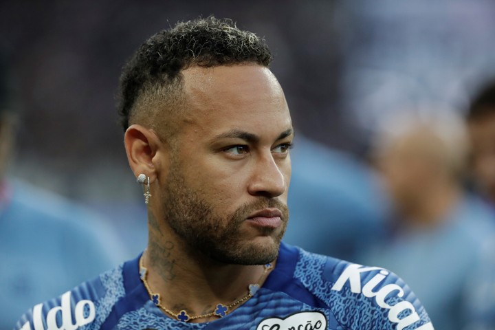 luego-de-poner-en-duda-su-continuidad-neymar-quedo-a-un-paso-de-renovar-con-santos-2 Luego de poner en duda su continuidad, Neymar quedó a un paso de renovar con Santos