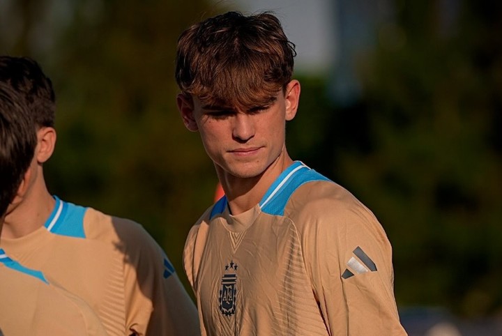 nico-paz-en-los-planes-del-real-madrid-y-en-la-mira-de-un-grande-de-la-bundesliga-2 Nico Paz, en los planes del Real Madrid y en la mira de un grande de la Bundesliga