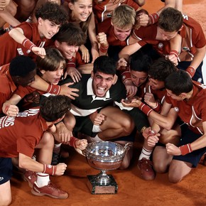 video-a-lo-campeon-asi-levanto-alcaraz-tres-match-points-ante-sinner-en-la-final-de-roland-garros-2 Video: A lo campeón, así levantó Alcaraz tres match points ante Sinner en la final de Roland Garros