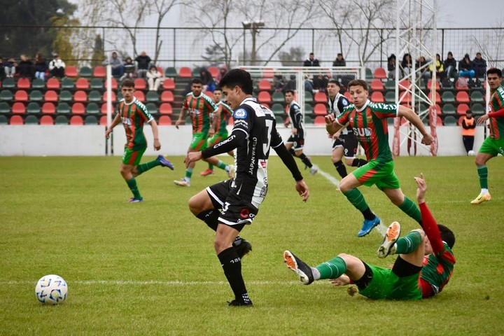con-dos-expulsados-y-un-penal-atajado-en-el-final-estudiantes-le-gano-a-agropecuario-1 Con dos expulsados y un penal atajado en el final, Estudiantes le ganó a Agropecuario