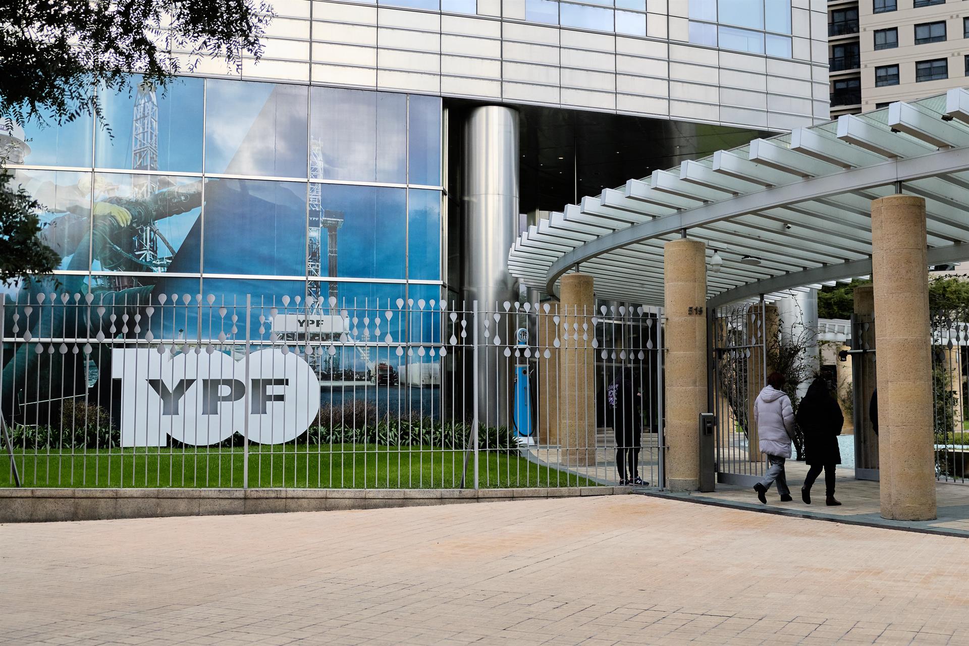 el-congreso-prepara-una-declaracion-por-el-fallo-contra-ypf-con-el-objetivo-de-proteger-el-paquete-accionario-1 El Congreso prepara una declaración por el fallo contra YPF con el objetivo de proteger el paquete accionario