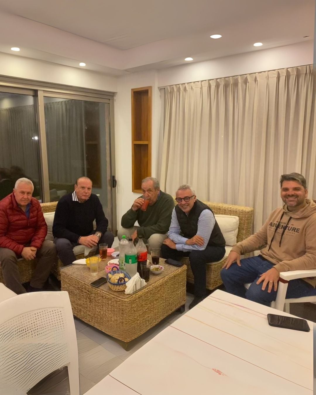 el-espacio-somos-buenos-aires-que-junto-a-schiaretti-la-ucr-randazzo-y-carrio-ahora-sumo-a-un-historico-ex-intendente-del-conurbano-1 El espacio “Somos Buenos Aires”, que juntó a Schiaretti, la UCR, Randazzo y Carrió, ahora sumó a un histórico ex intendente del conurbano