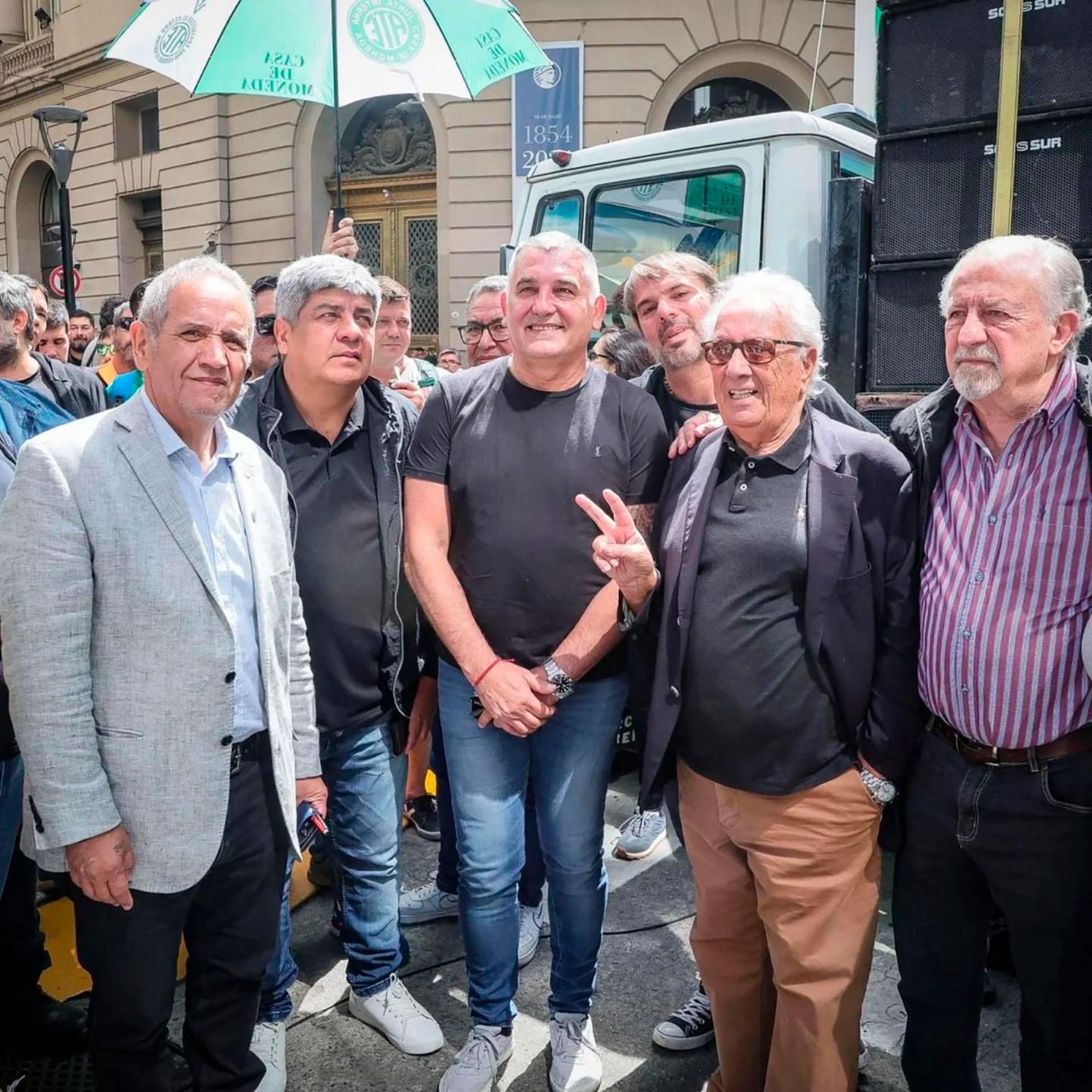 la-cgt-empezo-el-precalentamiento-para-renovar-su-conduccion-que-se-discute-las-nuevas-figuras-y-la-postura-ante-milei-3 La CGT empezó el precalentamiento para renovar su conducción: qué se discute, las nuevas figuras y la postura ante Milei