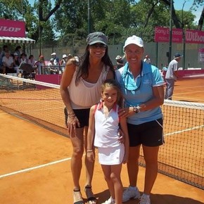 la-historia-de-solana-sierra-en-boca-de-su-papa-casi-fue-nadadora-se-sumo-de-grande-a-la-academia-de-nadal-y-mas-6 La historia de Solana Sierra en boca de su papá: casi fue nadadora, se sumó de grande a la academia de Nadal y más