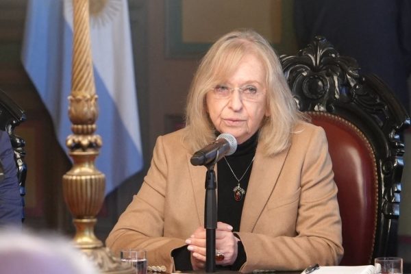 La Junta Electoral bonaerense reconoció a cinco alianzas y una se bajó de los comicios del 7 de septiembre