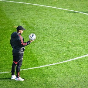 la-revelacion-de-lopez-munoz-sobre-maradona-me-pedia-que-le-sacara-el-escudo-de-river-a-mis-videos-2 La revelación de López Muñoz sobre Maradona: "Me pedía que le sacara el escudo de River a mis videos"
