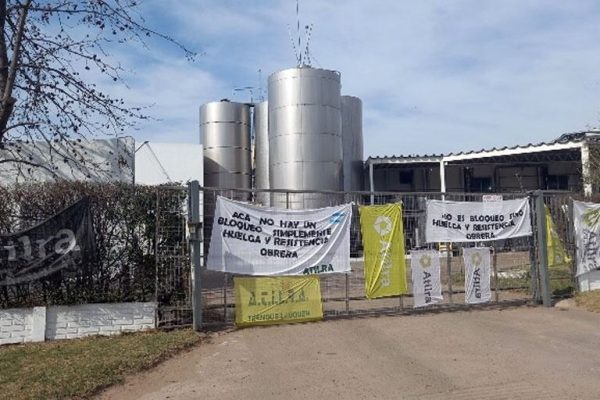 Lácteos Vidal: la dueña denunció que el gremio cortó el diálogo y “tiene de rehenes” a los trabajadores