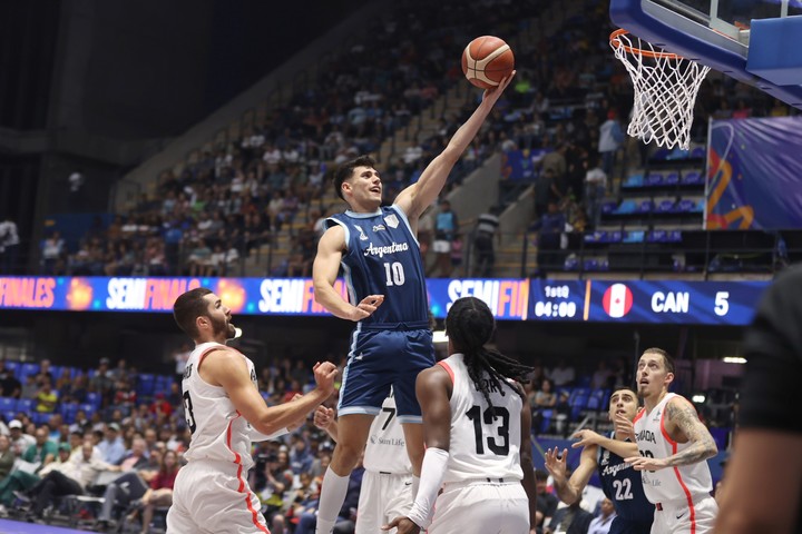 americup-la-seleccion-derroto-a-canada-y-jugara-la-final-ante-brasil-para-defender-el-titulo-1 AmeriCup: La Selección derrotó a Canadá y jugará la final ante Brasil para defender el título