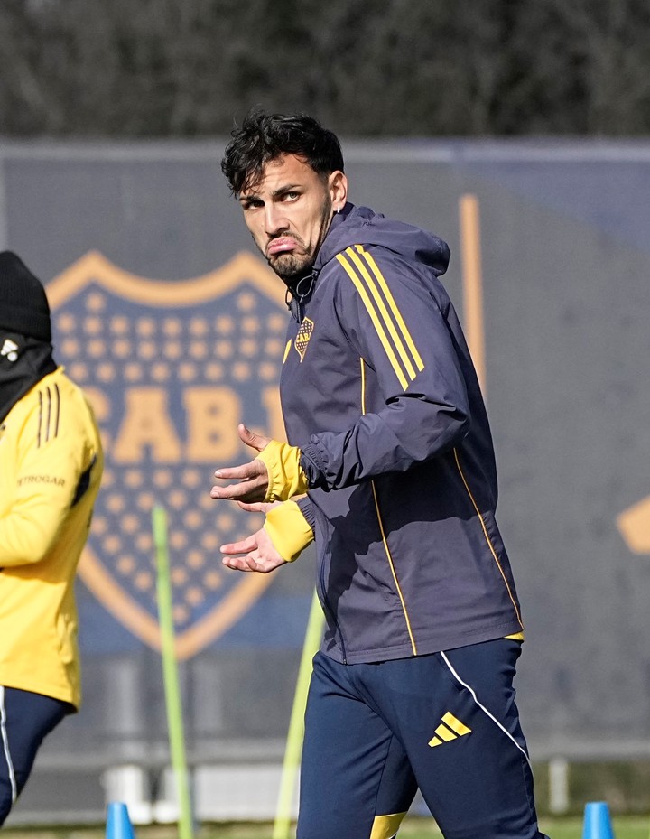 bomba-en-el-11-de-boca-vs-racing-cavani-titular-1 Bomba en el 11 de Boca vs. Racing: Cavani titular