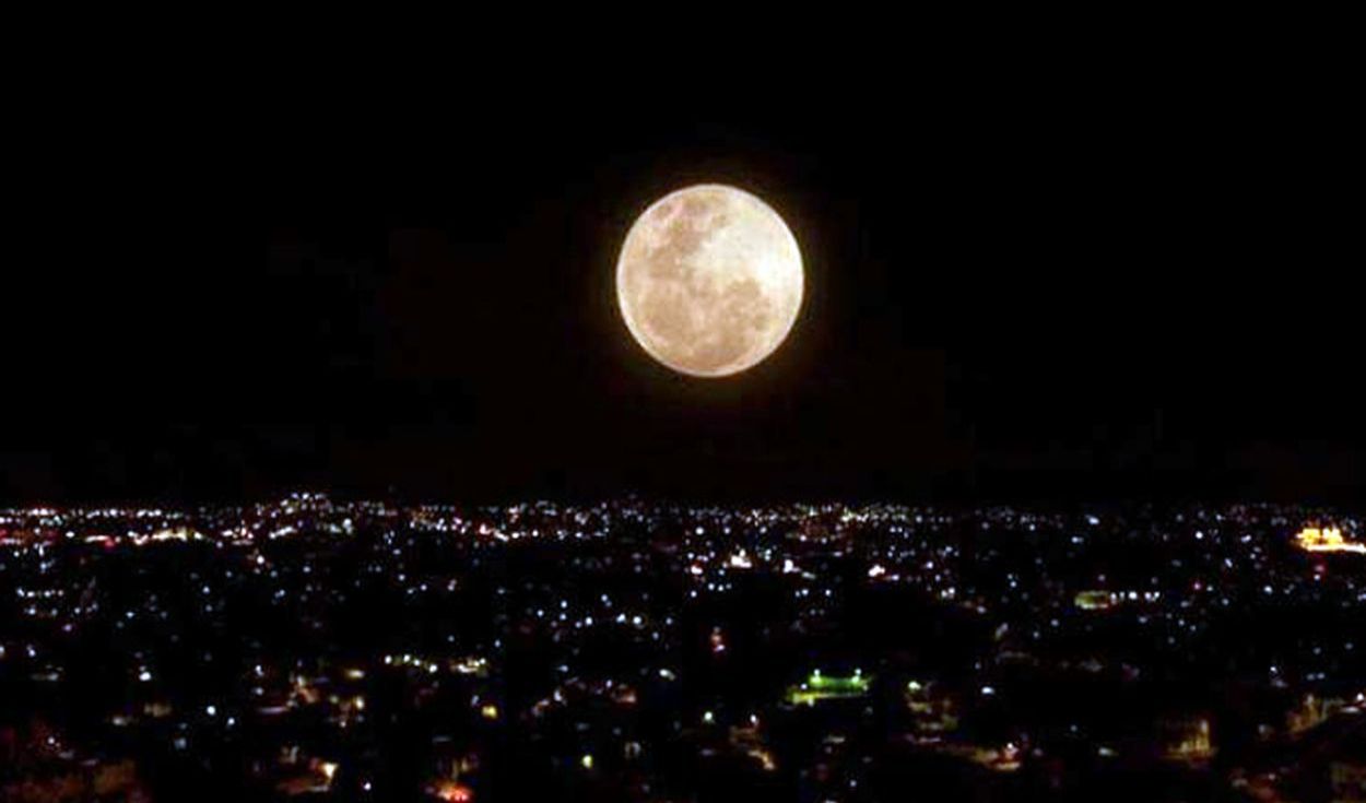 cuando-es-luna-llena-en-agosto-2025 ¿Cuándo es luna llena en agosto 2025?