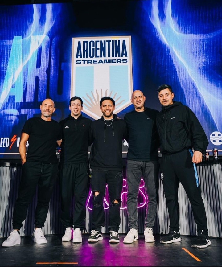 el-pichi-mercier-asumio-como-dt-de-la-seleccion-argentina-de-streamers-1 El Pichi Mercier asumió como DT de la Selección Argentina de Streamers
