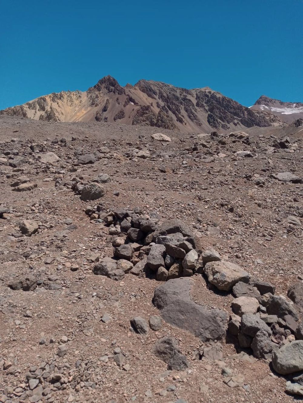 impactante-descubrimiento-en-el-aconcagua-hallaron-rastros-incaicos-en-zonas-ineditas-4 Impactante descubrimiento en el Aconcagua: hallaron rastros incaicos en zonas inéditas