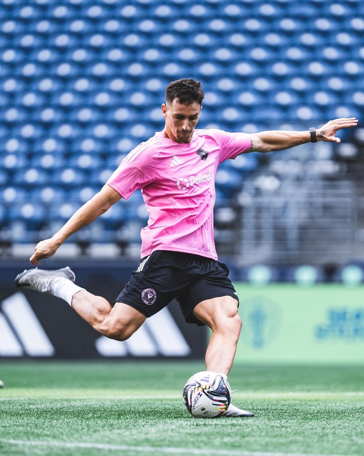inter-miami-se-prepara-para-la-final-de-la-leagues-cup-entrenamiento-en-el-lumen-field-messi-distendido-y-el-posible-11-2 Inter Miami se prepara para la final de la Leagues Cup: entrenamiento en el Lumen Field, Messi distendido y el posible 11