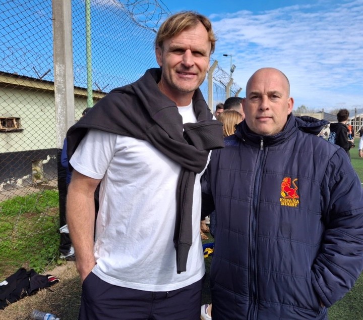 los-all-blacks-visitaron-una-carcel-antes-del-debut-ante-los-pumas-1 Los All Blacks visitaron una cárcel antes del debut ante Los Pumas
