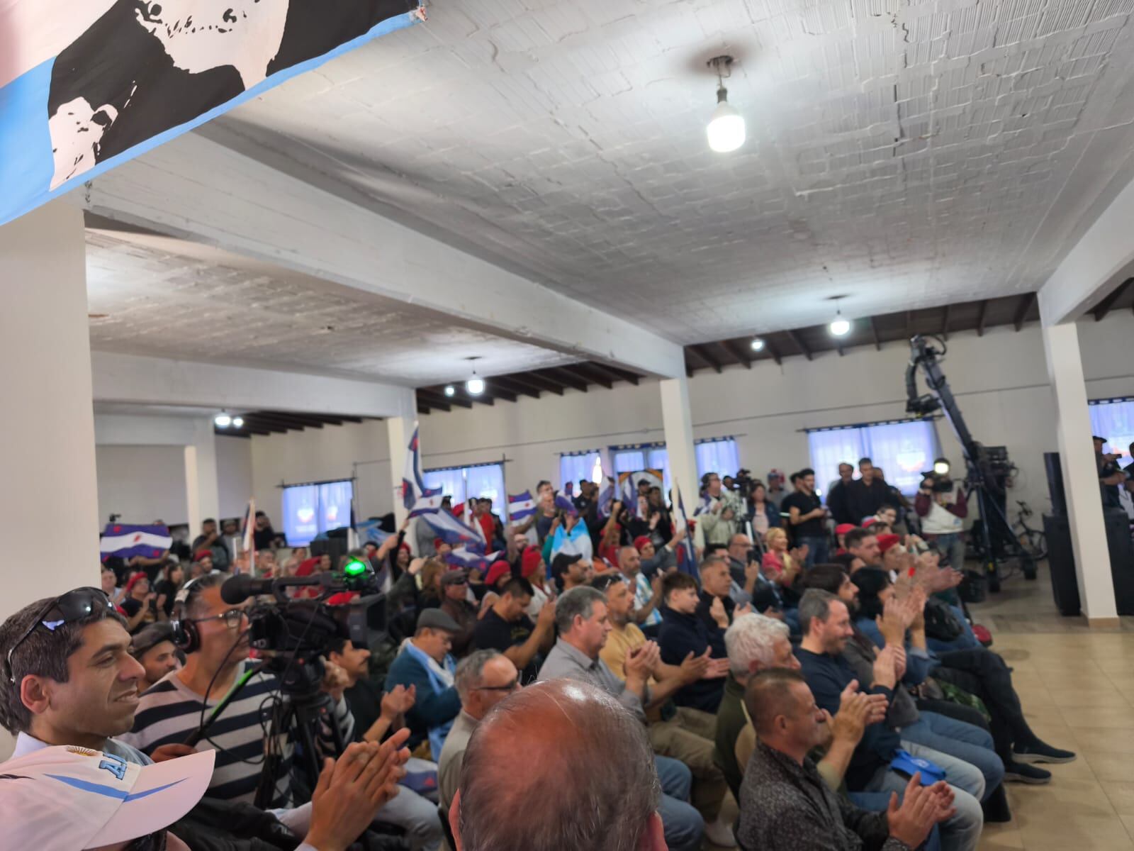 santiago-cuneo-presento-su-candidatura-a-diputado-vamos-a-recuperar-la-patria-para-el-pueblo-trabajador-1 Santiago Cúneo presentó su candidatura a diputado: “Vamos a recuperar la patria para el pueblo trabajador”