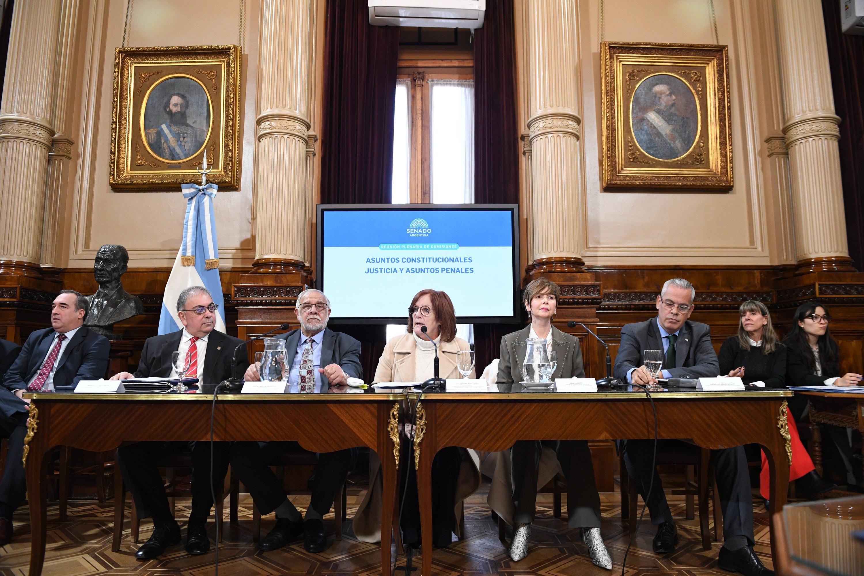 senado-expositores-advirtieron-sobre-un-aumento-considerable-de-los-integrantes-de-la-corte-suprema Senado: expositores advirtieron sobre un aumento considerable de los integrantes de la Corte Suprema