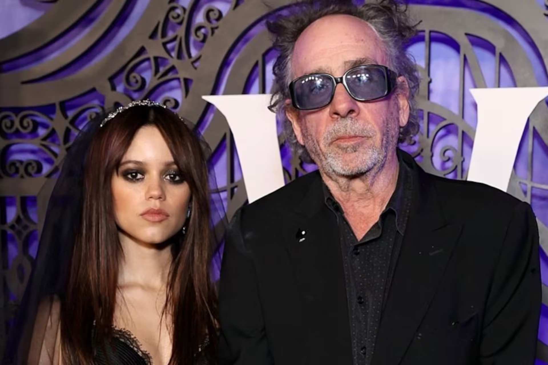 tim-burton-y-jenna-ortega-los-socios-de-la-oscuridad-que-hacen-brillar-a-merlina Tim Burton y Jenna Ortega, los socios de la oscuridad que hacen brillar a Merlina