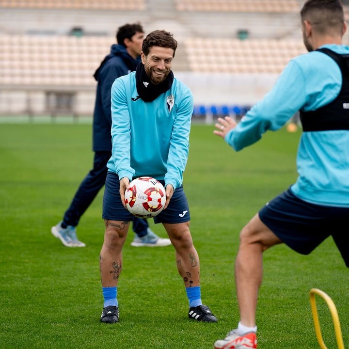 toda-la-intimidad-del-regreso-del-papu-gomez-al-futbol-tras-dos-anos-suspendido-3 Toda la intimidad del regreso del Papu Gómez al fútbol tras dos años suspendido
