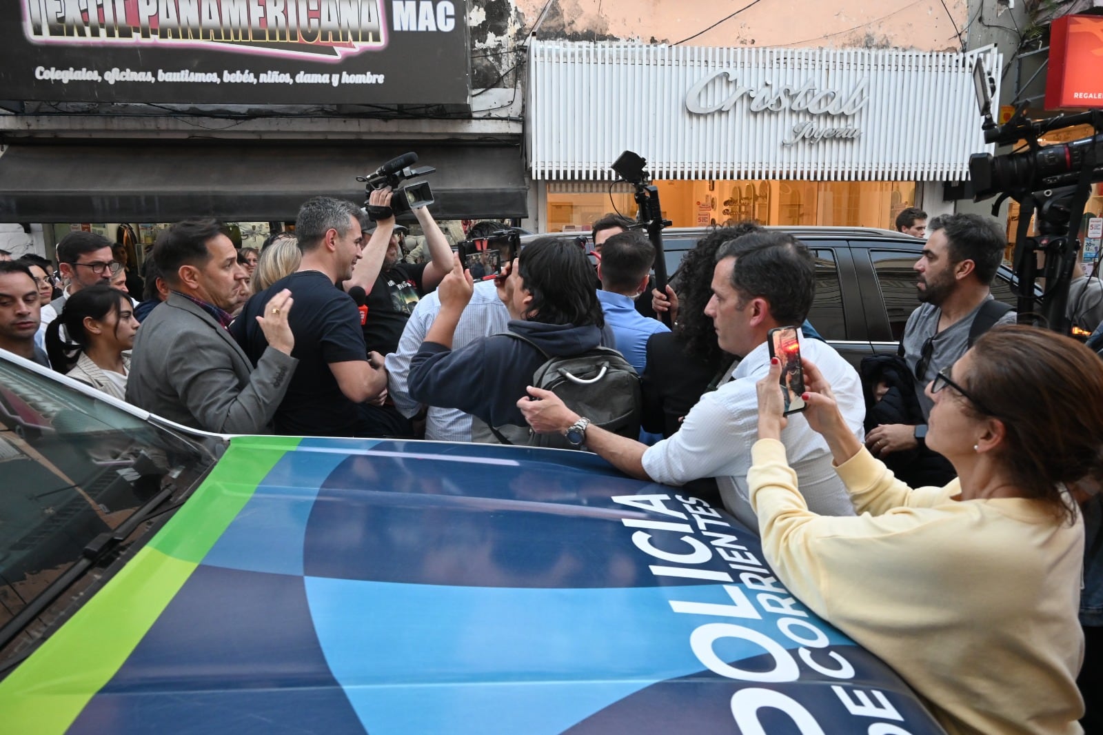 tras-los-incidentes-en-corrientes-la-libertad-avanza-culpo-a-gustavo-valdes-y-el-gobierno-provincial-apunto-contra-el-kirchnerismo-1 Tras los incidentes en Corrientes, La Libertad Avanza culpó a Gustavo Valdés y el gobierno provincial apuntó contra el kirchnerismo