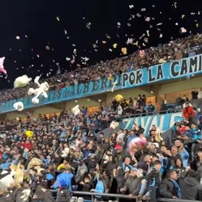 video-la-ovacion-de-los-hinchas-de-atletico-tucuman-a-di-maria-cuando-salio-reemplazado-2 Video: la ovación de los hinchas de Atlético Tucumán a Di María cuando salió reemplazado