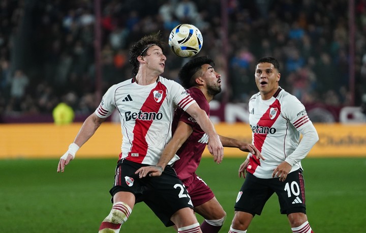 video-la-queja-de-gallardo-con-juanfer-antes-del-empate-de-lanus-1 Video: la queja de Gallardo con Juanfer antes del empate de Lanús