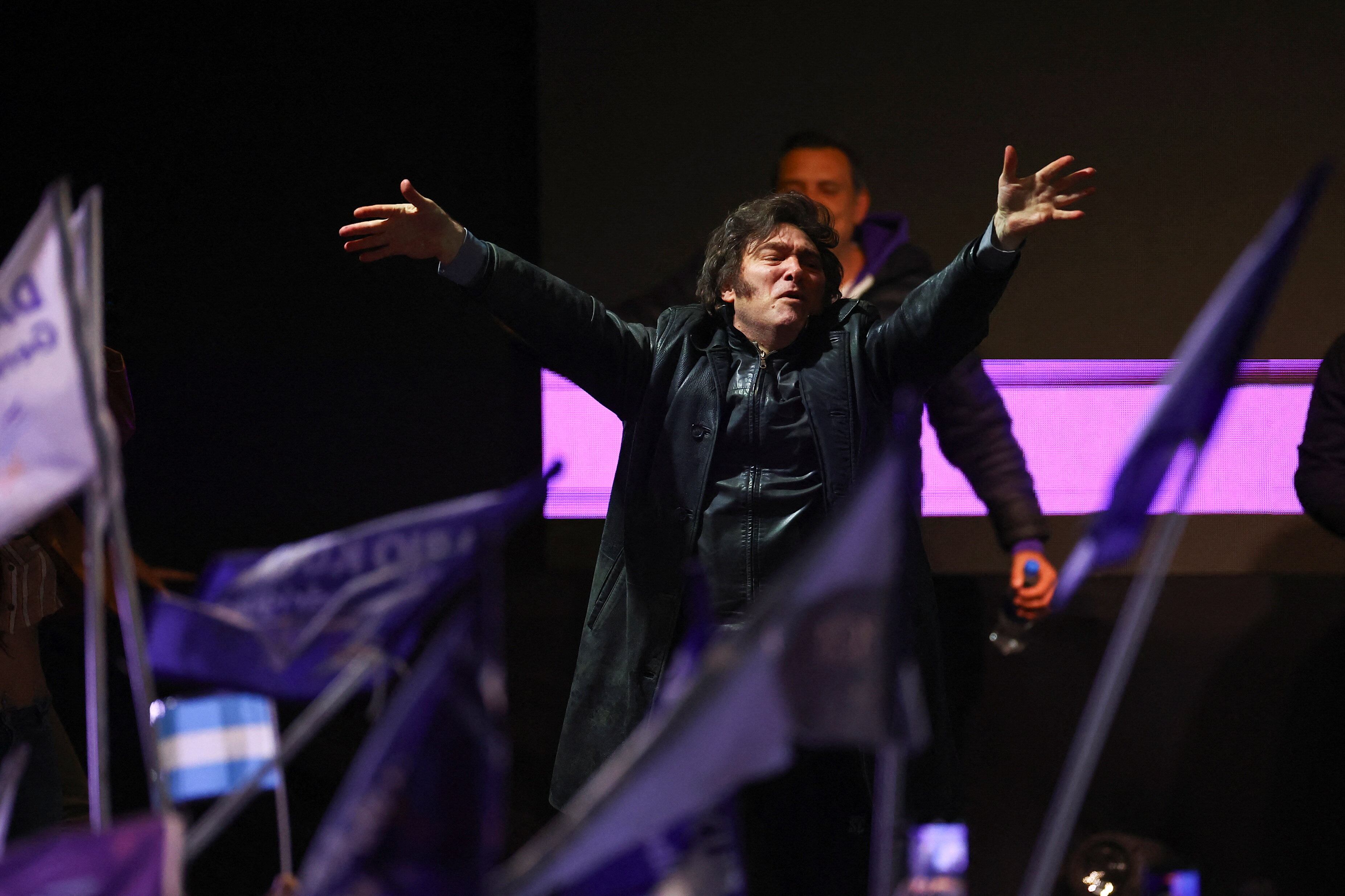 axel-kicillof-cuestiono-a-javier-milei-por-el-acto-en-moreno-lo-podrian-haber-hecho-en-un-gimnasio-dada-la-concurrencia-3 Axel Kicillof cuestionó a Javier Milei por el acto en Moreno: “Lo podrían haber hecho en un gimnasio, dada la concurrencia”