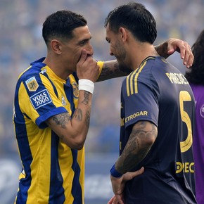 de-canalla-a-canalla-di-maria-le-regalo-su-camiseta-a-lautaro-blanco-en-el-entretiempo-4 De canalla a canalla: Di María le regaló su camiseta a Lautaro Blanco en el entretiempo
