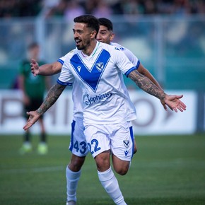 despues-de-cuatro-meses-y-con-la-camiseta-de-velez-manu-lanzini-volvio-a-convertir-5 Después de cuatro meses y con la camiseta de Vélez, Manu Lanzini volvió a convertir