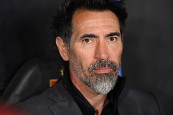 Domínguez, tras la eliminación de Estudiantes: de «estuvimos a la altura» a «los maniatamos»