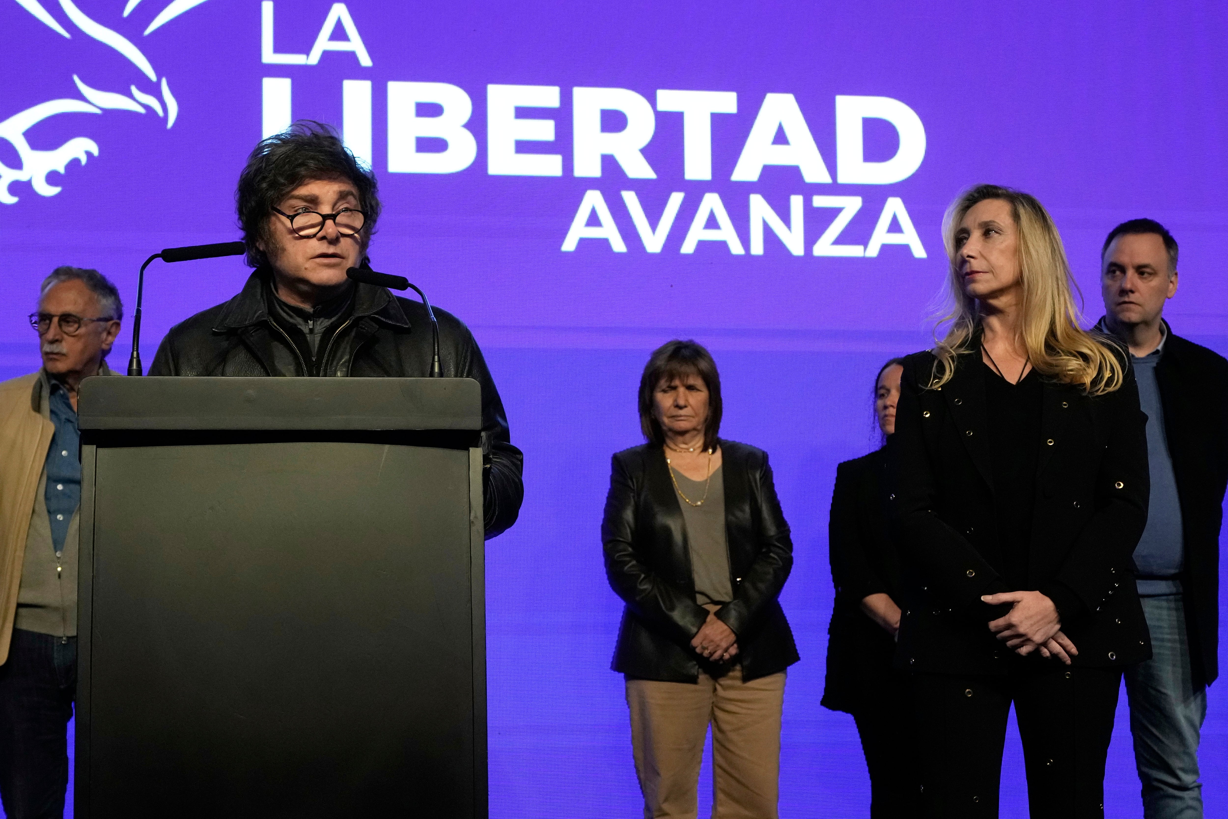 el-gobierno-apura-la-primera-reunion-de-la-mesa-politica-nacional-y-mantiene-a-pareja-en-el-comando-bonaerense El Gobierno apura la primera reunión de la mesa política nacional y mantiene a Pareja en el comando bonaerense