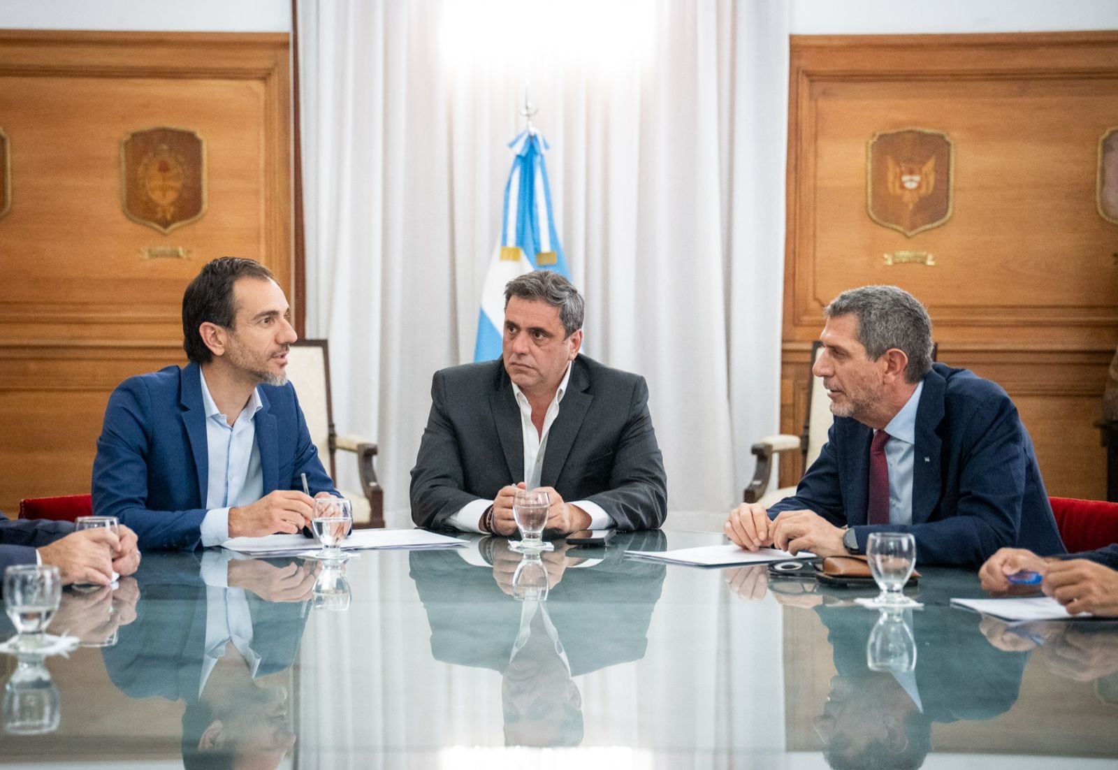 el-gobierno-comenzo-a-reactivar-obras-publicas-para-tender-puentes-con-la-oposicion-dialoguista-1 El Gobierno comenzó a reactivar obras públicas para tender puentes con la oposición dialoguista