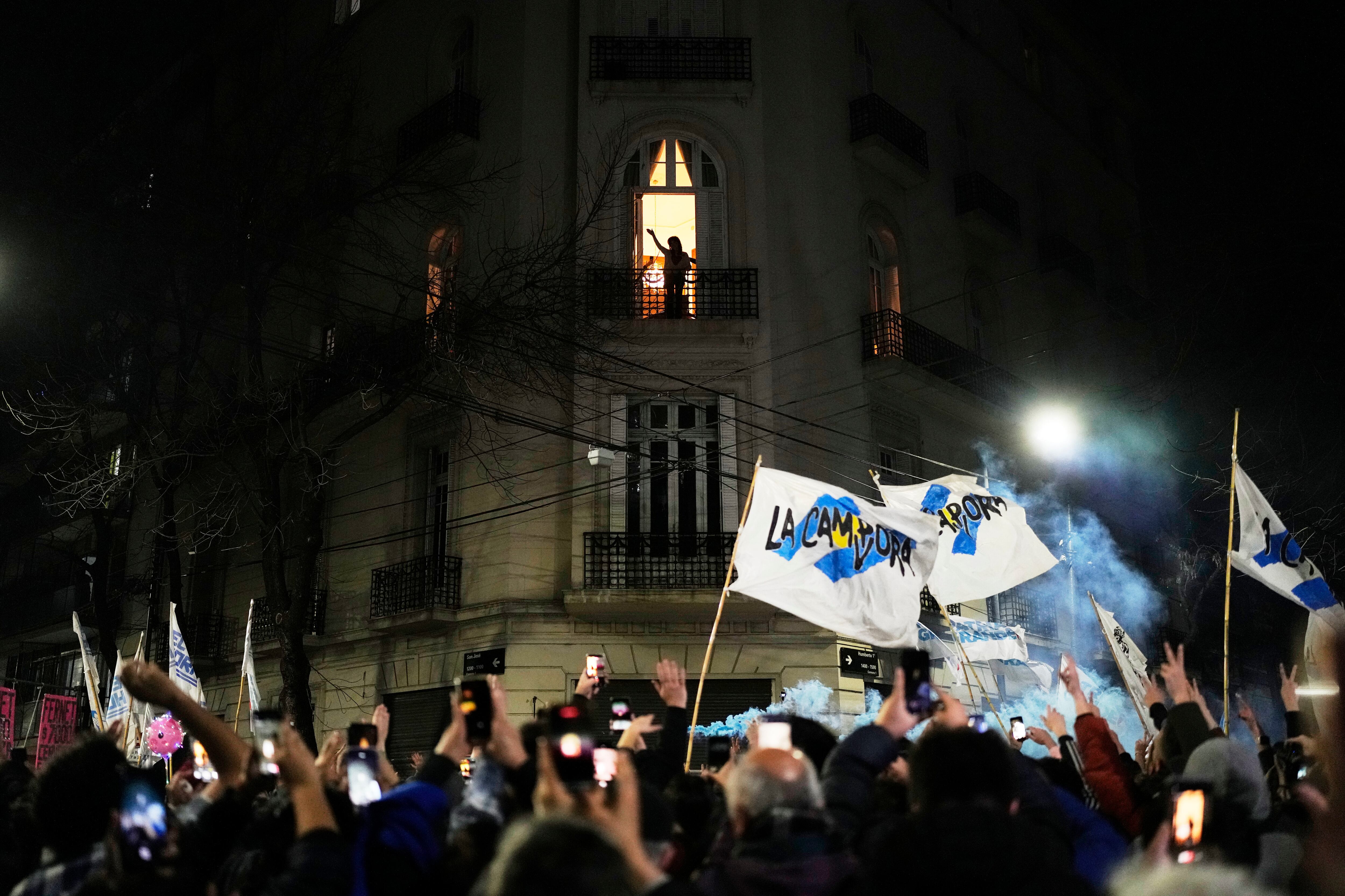 el-kirchnerismo-busca-una-movilizacion-contundente-por-cfk-sin-la-certeza-de-si-ira-el-sector-de-kicillof El kirchnerismo busca una movilización contundente por CFK sin la certeza de si irá el sector de Kicillof