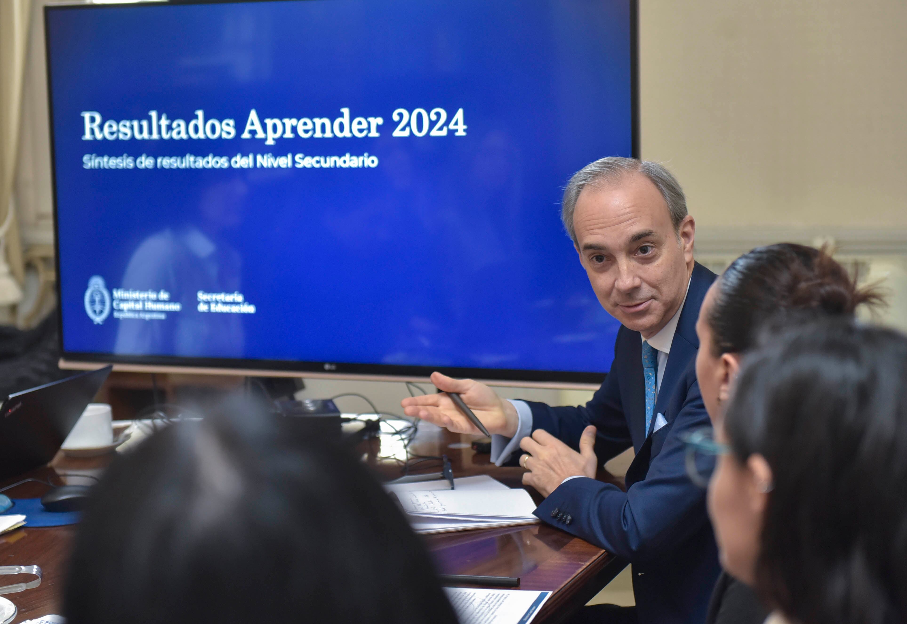 el-secretario-de-educacion-afirmo-que-el-salario-docente-ha-ido-avanzando-desde-diciembre-de-2023 El secretario de Educación afirmó que el salario docente “ha ido avanzando” desde diciembre de 2023
