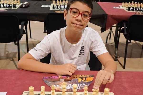 Faustino Oro imparable: campeón del Torneo de Leyendas y Prodigios en Madrid de ajedrez