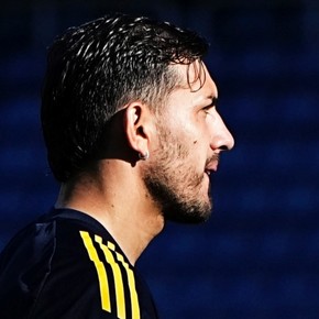 la-historia-detras-de-la-foto-el-dia-que-riquelme-le-dio-la-cinta-de-capitan-y-paredes-no-se-la-quedo-6 La historia detrás de la foto: el día que Riquelme le dio la cinta de capitán y Paredes no se la quedó