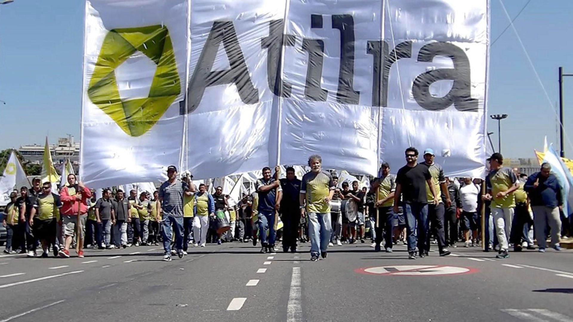 la-justicia-portena-indago-y-proceso-a-8-dirigentes-gremiales-que-bloquearon-a-la-pyme-lacteos-vidal-4 La justicia porteña indagó y procesó a 8 dirigentes gremiales que bloquearon a la pyme Lácteos Vidal