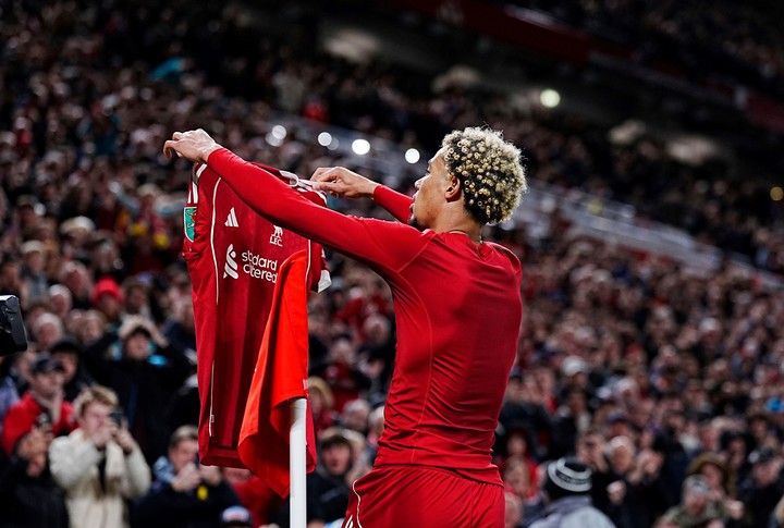 la-lapidaria-reaccion-del-dt-del-liverpool-con-una-de-sus-estrellas-innecesario-poco-inteligente-y-estupido-1 La lapidaria reacción del DT del Liverpool con una de sus estrellas: "Innecesario, poco inteligente y estúpido"