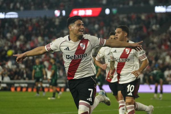 La Locomotora Salas: un revulsivo que tracciona al equipo no solo en la cancha