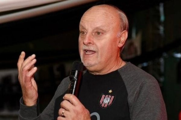 Las lapidarias frases del presidente de Chacarita a los jugadores: «Son cagones»