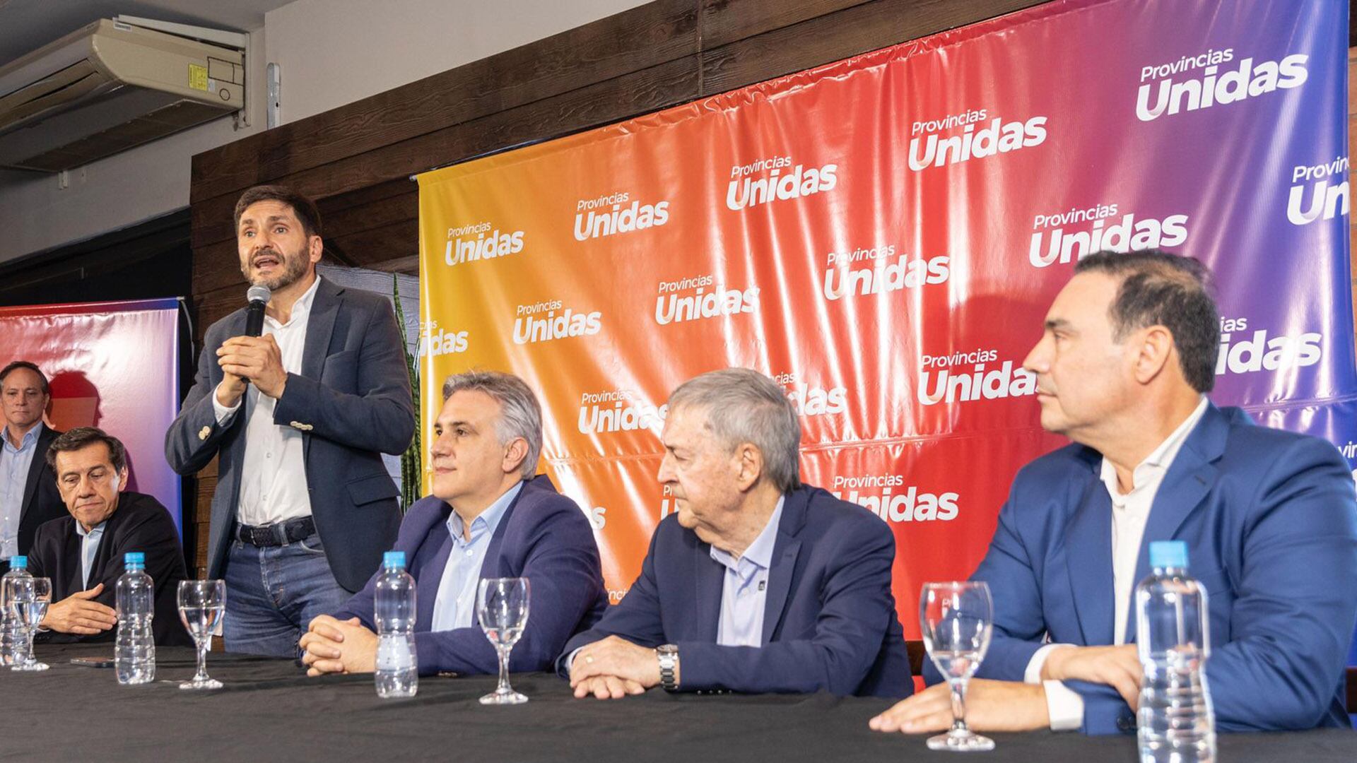 llaryora-pullaro-y-schiaretti-endurecen-su-oposicion-a-milei-y-se-ponen-al-frente-de-la-disputa-electoral-2 Llaryora, Pullaro y Schiaretti endurecen su oposición a Milei y se ponen al frente de la disputa electoral