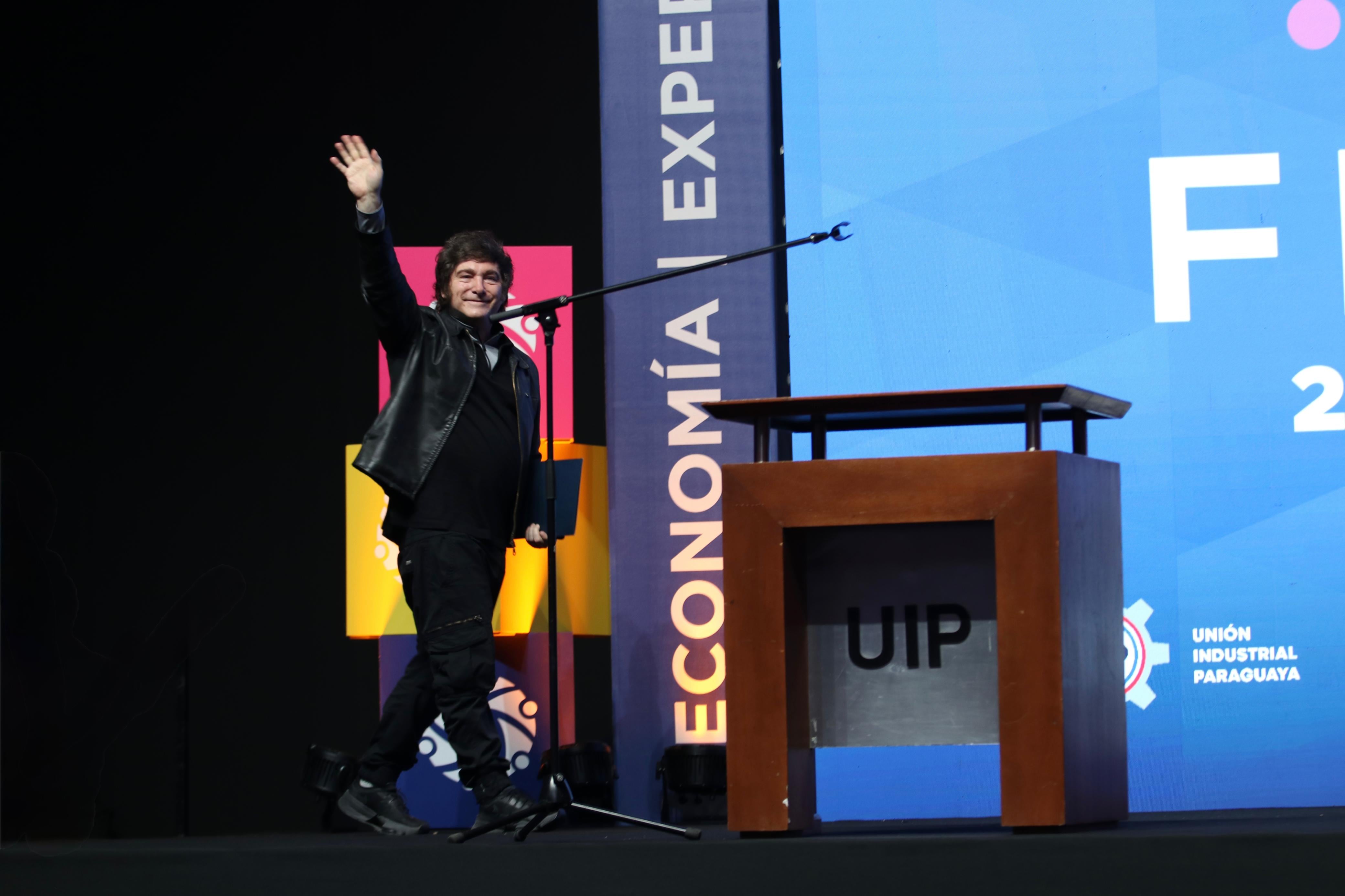 milei-hablo-antes-de-la-marcha-por-la-educacion-decian-que-iba-a-cerrar-las-universidades-y-eso-nunca-ocurrio-1 Milei habló antes de la marcha por la educación: “Decían que iba a cerrar las universidades y eso nunca ocurrió”