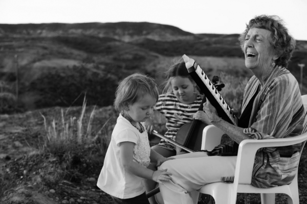 Muestra Fotográfica: Alejandra Brátin – Canción interior