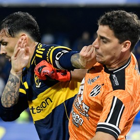 paredes-desayuno-bostero-a-la-espera-de-otra-practica-de-futbol-en-la-bombonera-2 Paredes, desayuno bostero, a la espera de otra práctica de fútbol en la Bombonera