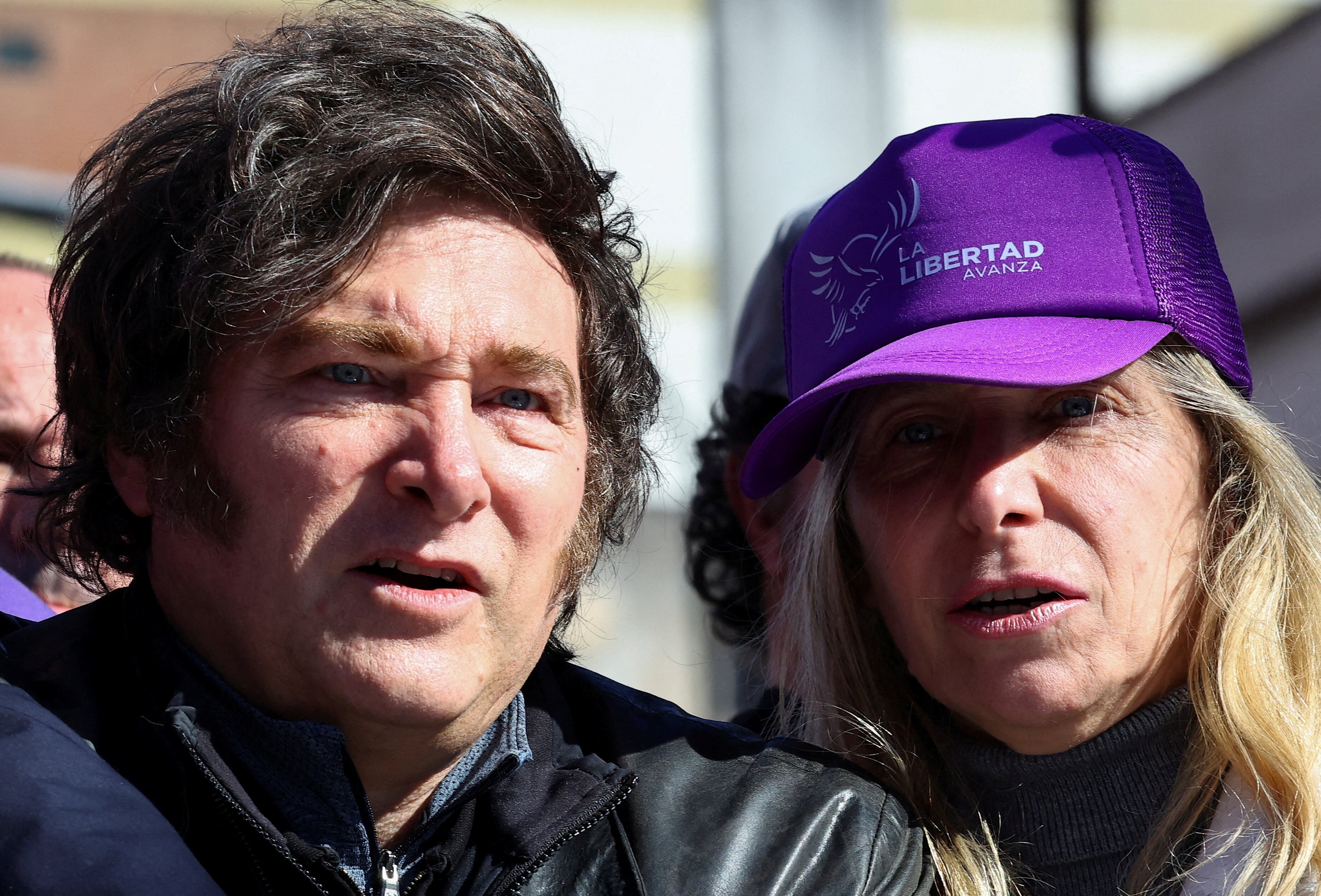 por-primera-vez-despues-de-los-audios-milei-reune-a-todo-su-gabinete-en-casa-rosada-y-busca-alinear-la-gestion-antes-de-irse-a-los-eeuu-2 Por primera vez después de los audios, Milei reúne a todo su Gabinete en Casa Rosada y busca alinear la gestión antes de irse a los EEUU
