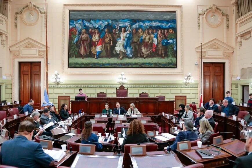santa-fe-elimino-la-religion-oficial-y-adopto-la-ficha-limpia-en-la-reforma-constitucional-1 Santa Fe eliminó la religión oficial y adoptó la Ficha Limpia en la reforma constitucional