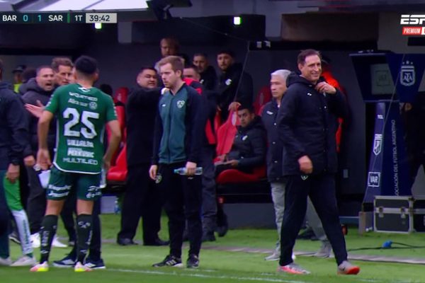Video: el gol que (vía VAR) le anularon a Barracas Central en el descuento